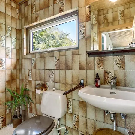 2 Bedroom Cozy In Дом отдыха